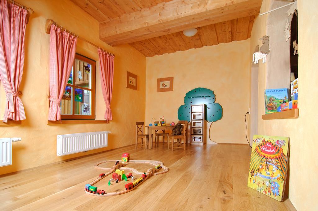 Jufa Hotel Tieschen Zewnętrze zdjęcie
